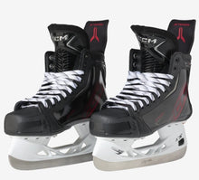 Load image into Gallery viewer, CCM Jetspeed FT880 Skates