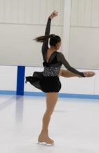 Load image into Gallery viewer, Jerry's 598 Tied with a Bow Dress